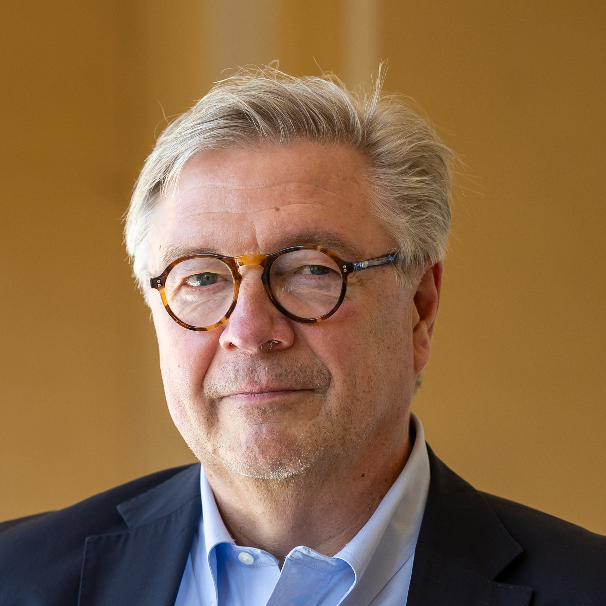 Gernot Brenscheidt headshot