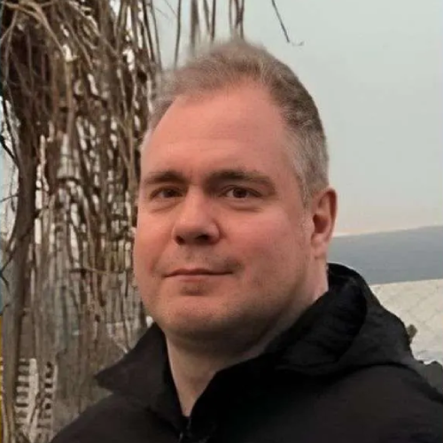 Geert Langenus headshot