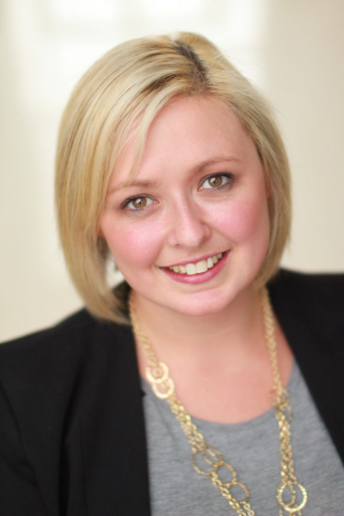 Jackie Adams headshot