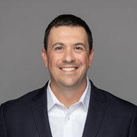 Nick Piazza headshot